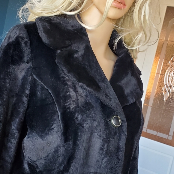 BETTY ROSE VINTAGE BLACK FAUX FUR COAT SZ S/M - Picture 3 of 15